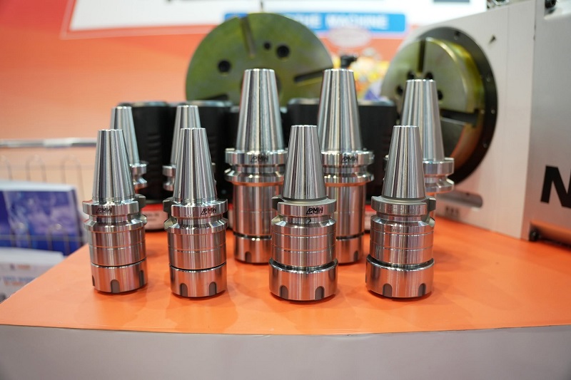 Chọn đầu kẹp dao CNC phù hợp với thông số máy và dao